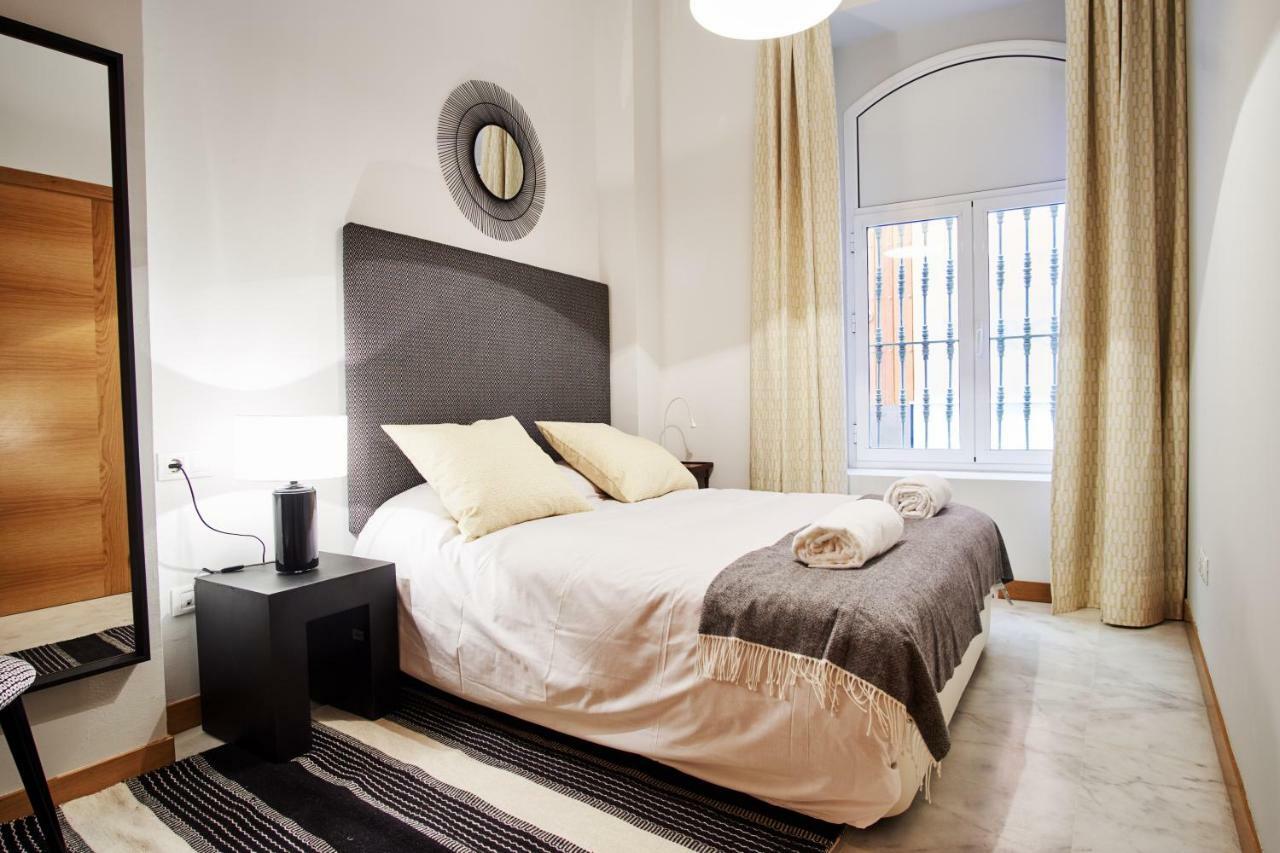 Arenal Carreteria Deluxe Suites By Valcambre إشبيلية المظهر الخارجي الصورة